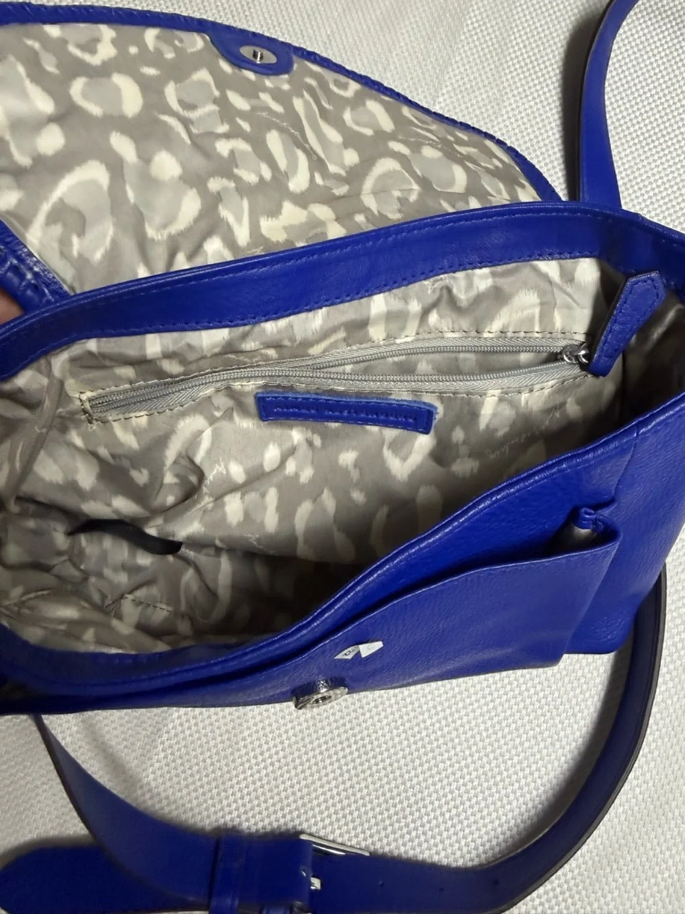 Aimee Kestenberg Cobalt Blue Leather Crossbody Bag - Picture 4 of 11